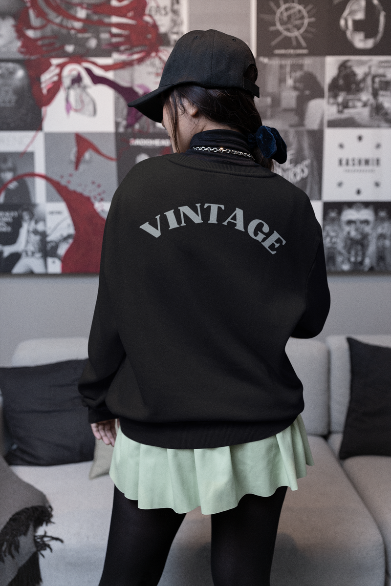 It's Vintage. Sweatshirt – Thick Queen