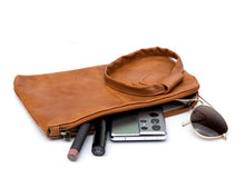 Load image into Gallery viewer, Wristlet Mini Clutch